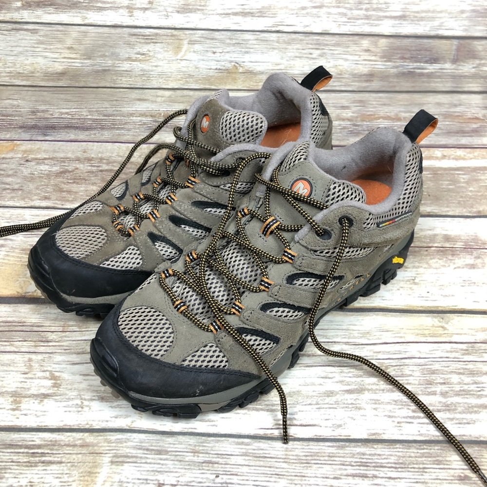 Merrrell Hiking shoe/boot Size 12 Walnut